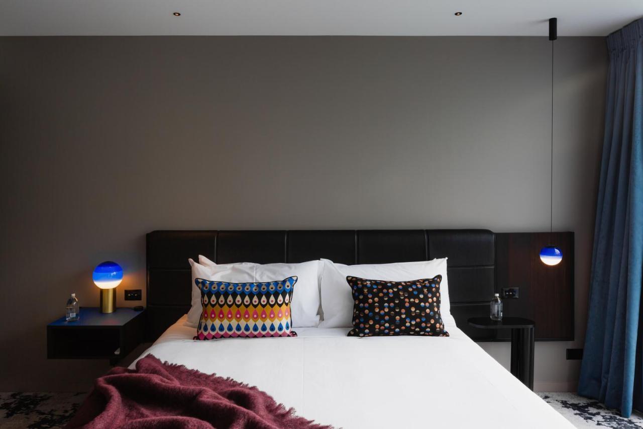Ebb-דנידין מראה חיצוני תמונה A bedroom at the hotel